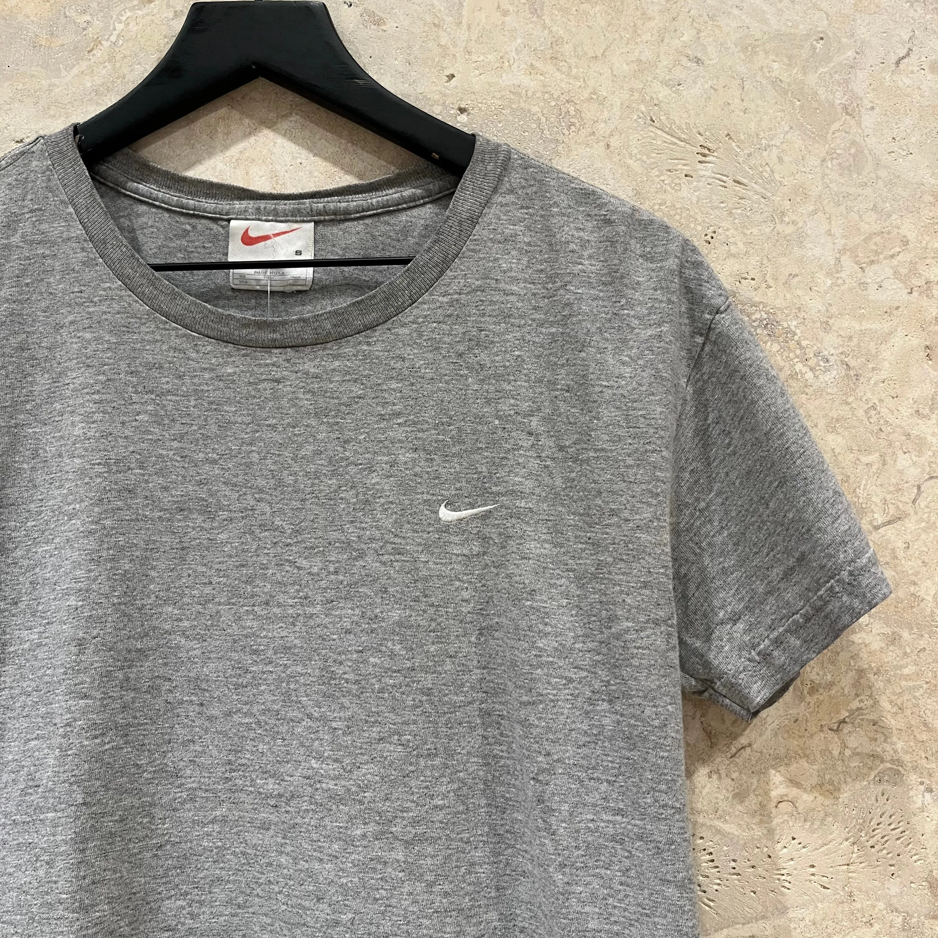 ACE 2000s Nike Embroidered Gray T Shirt Size Small