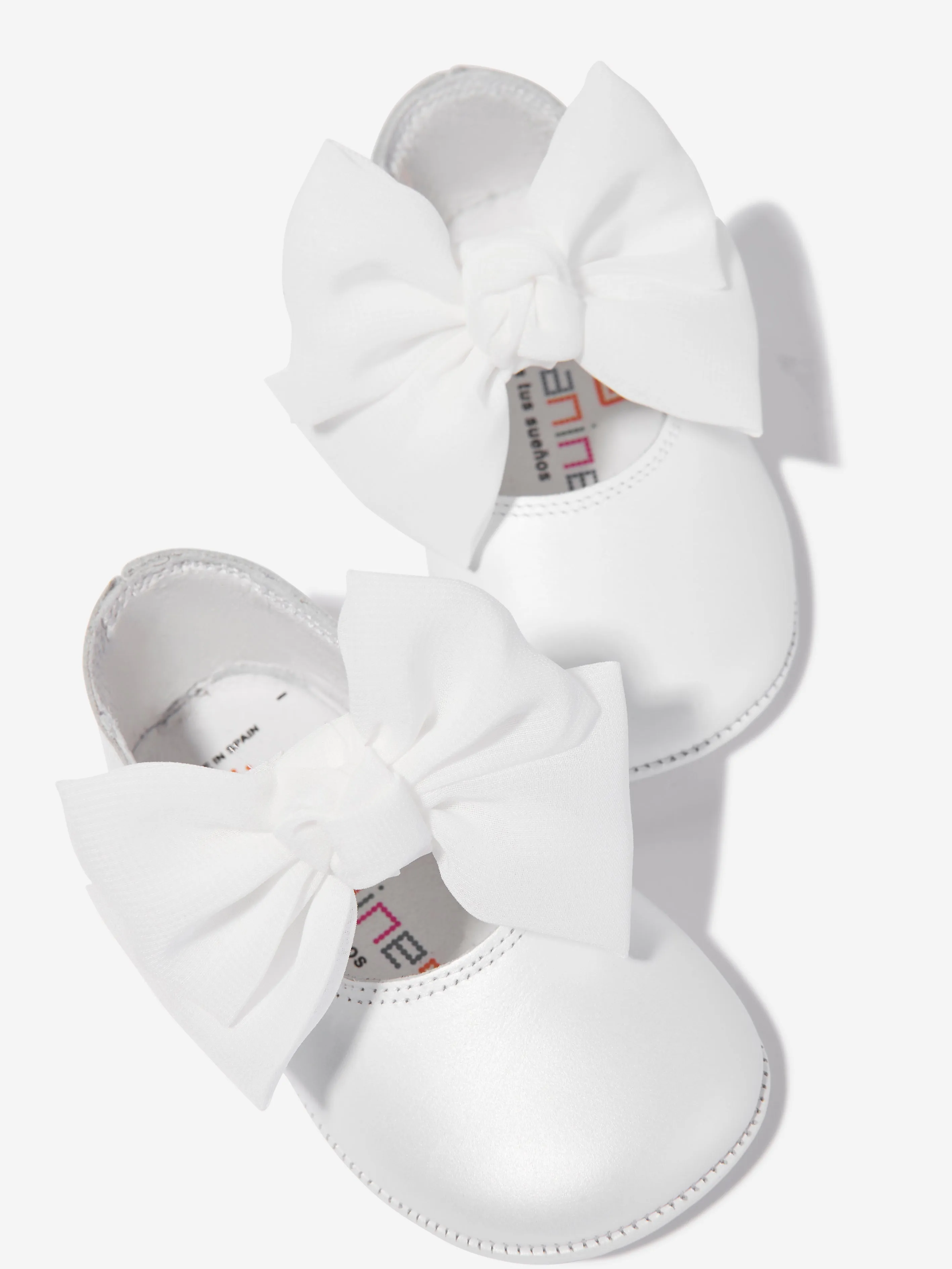 Andanines Baby Girls Mary Jane Shoes With Bow in White