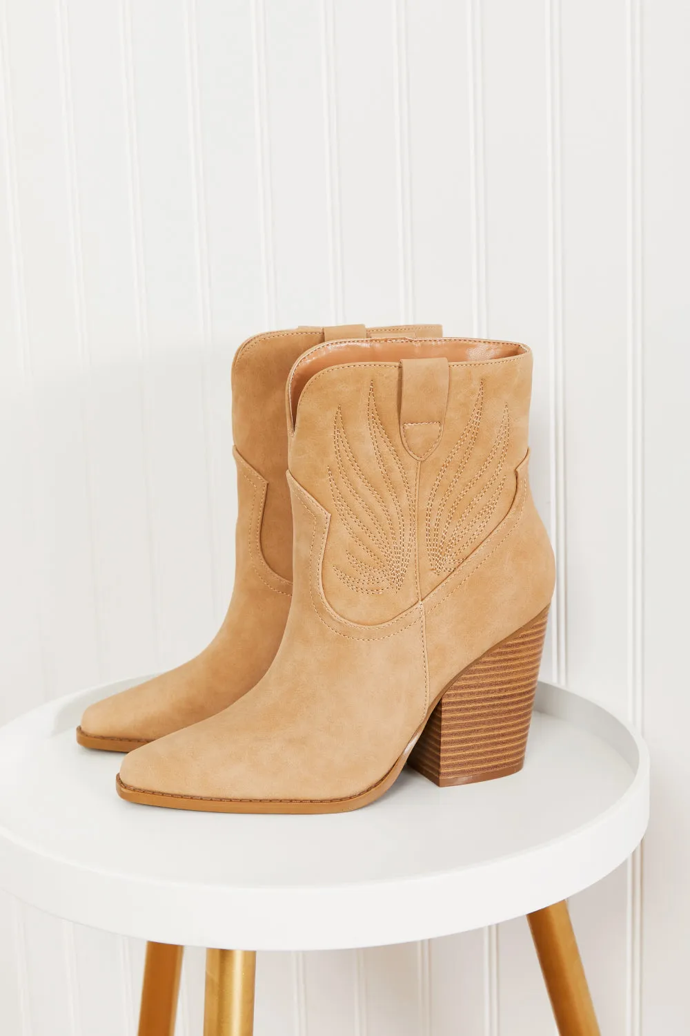 East Lion Corp Lasso My Heart Cowboy Booties