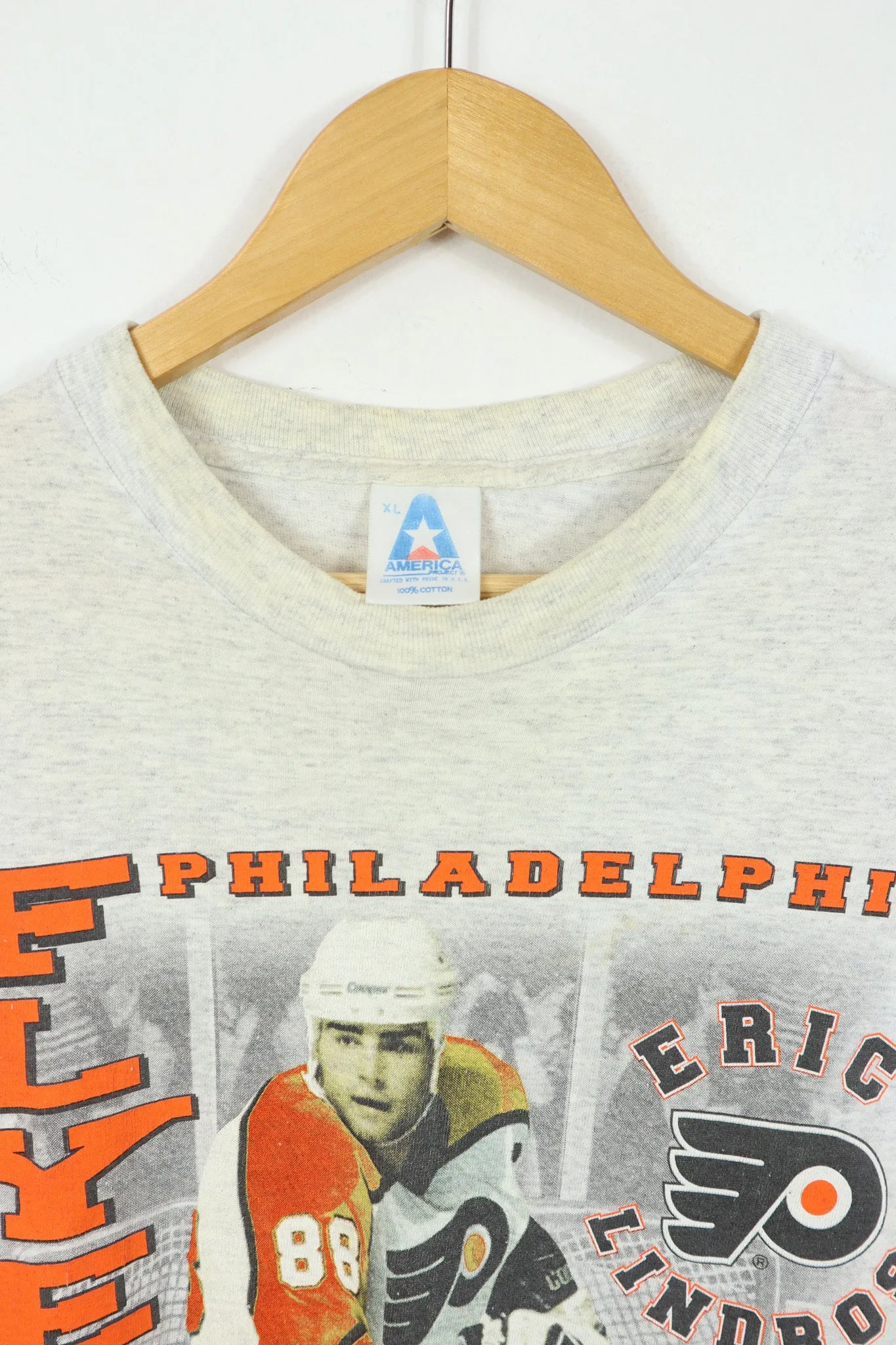 Vintage Philadelphia Flyers Eric Lindros Cup Crazy Tee