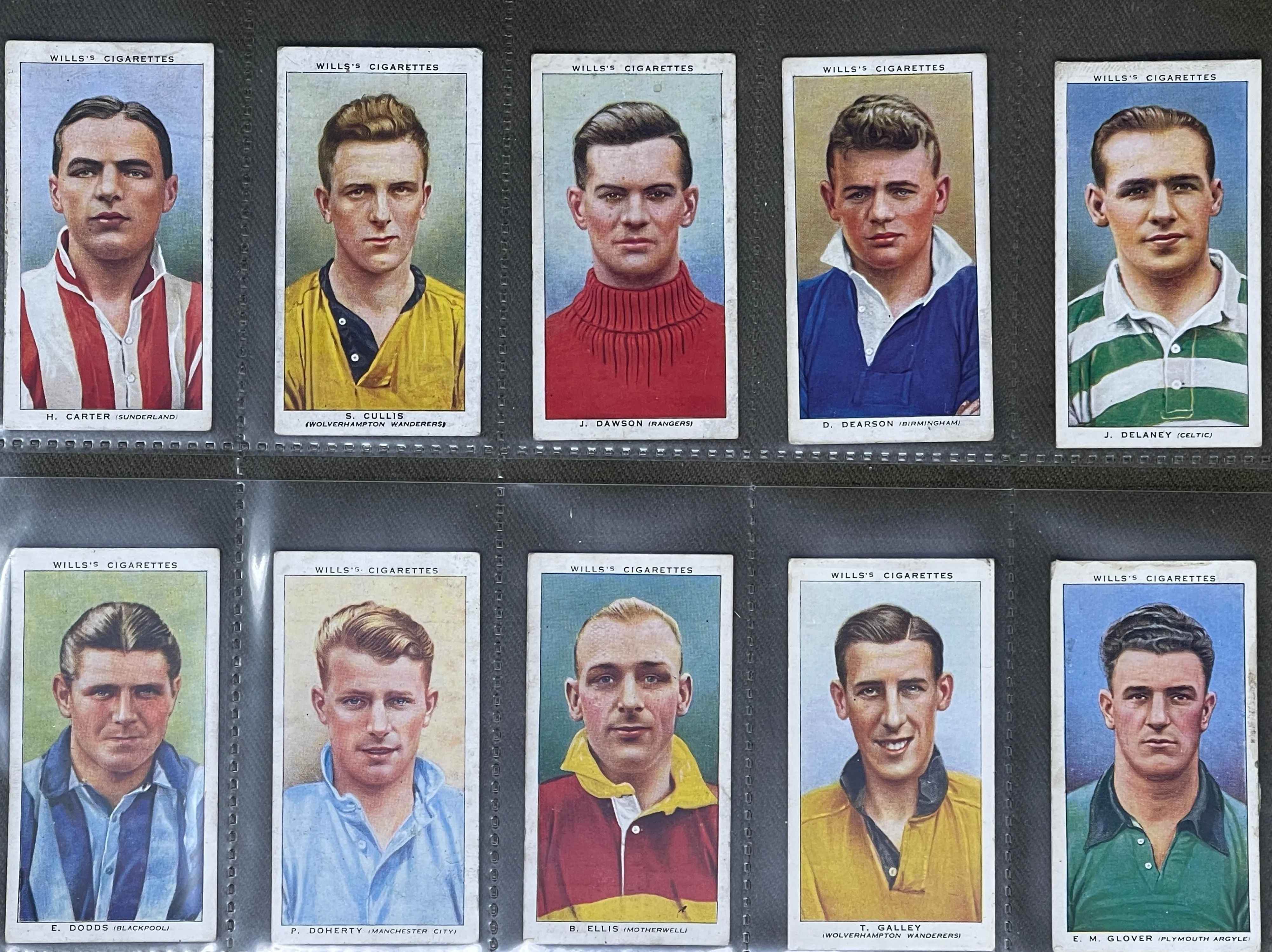 WD & HO Wills Association Footballers Cigarette Cards 1939