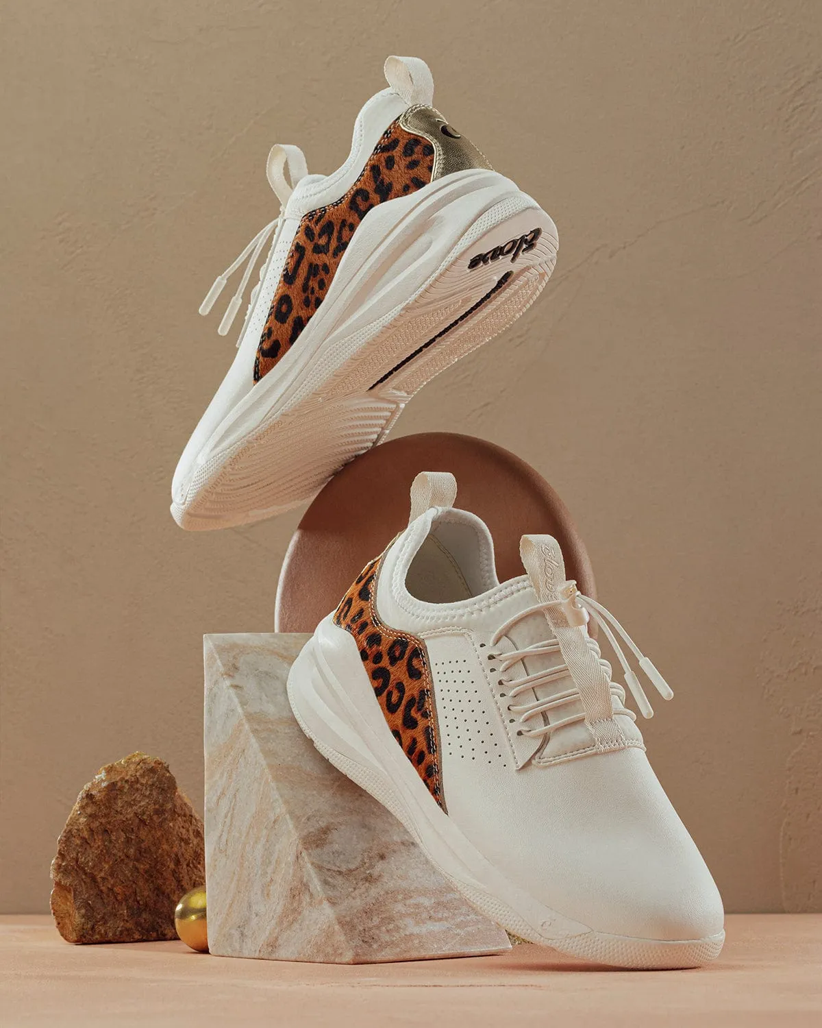 Women's Classic LX - White Leopard